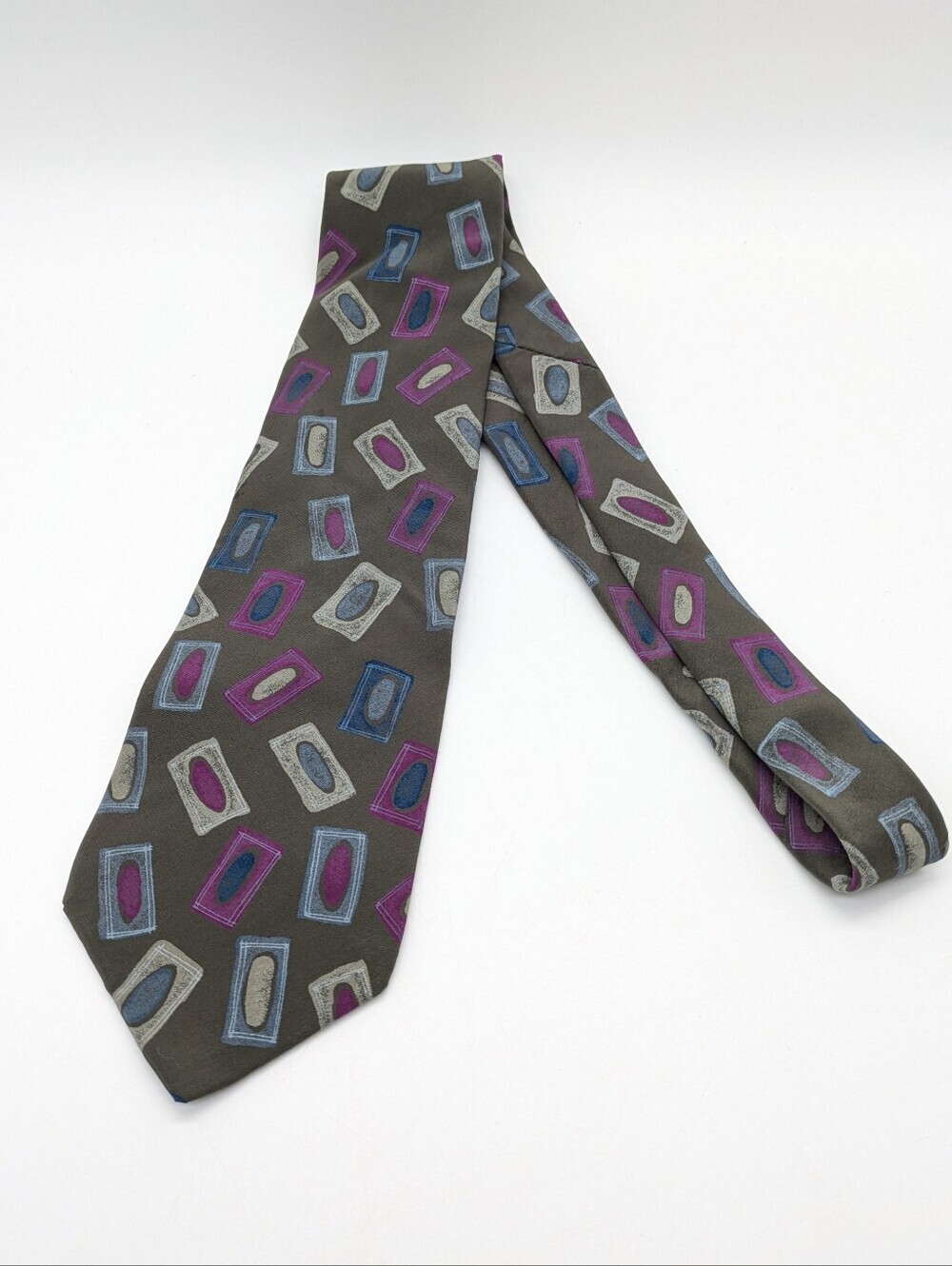 Vintage Erreuno Grey Purple Geometric Abstract Italian Silk Tie